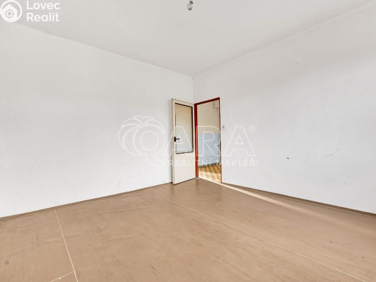 Prodej rodinného domu Nečtiny č. 12