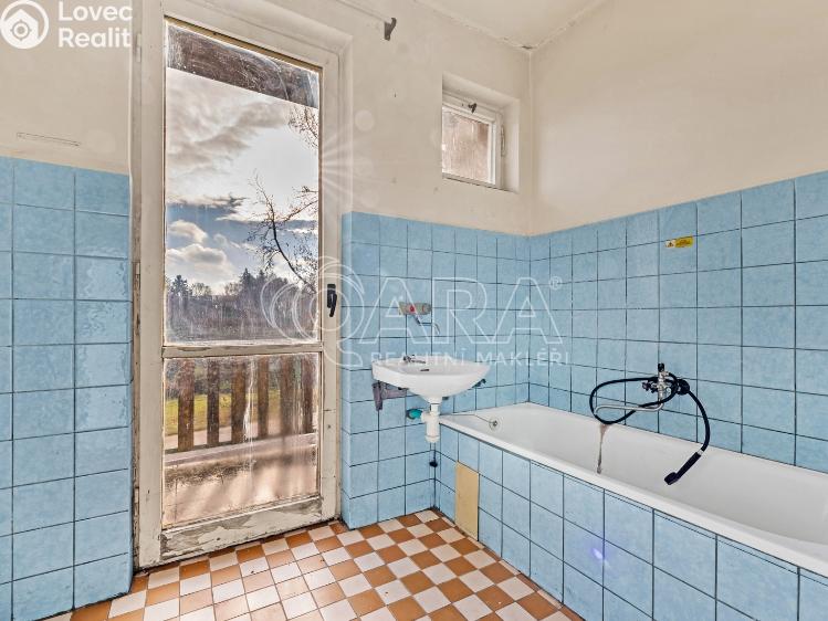 Prodej rodinného domu Nečtiny č. 15