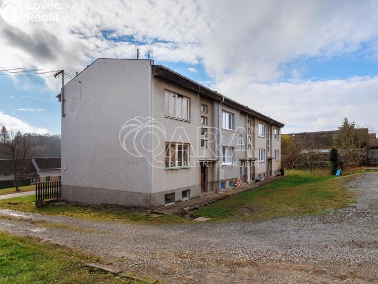 Prodej rodinného domu Nečtiny č. 27