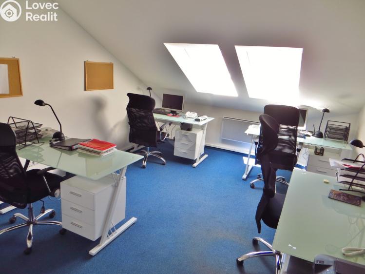 Оренда офісного приміщення Praha, Komunardů č. 5
