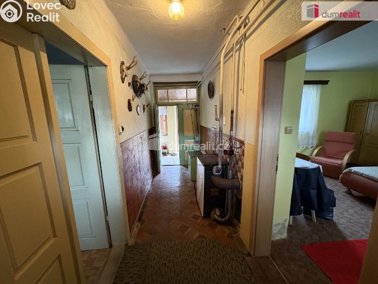 Продажа семейного дома Štěkeň, Klostermannova č. 8