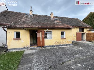 Продажа семейного дома Štěkeň, Klostermannova č. 6