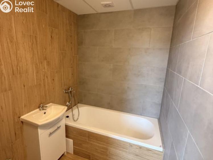 Prodej bytu 2+1 Chomutov, Kamenná č. 1