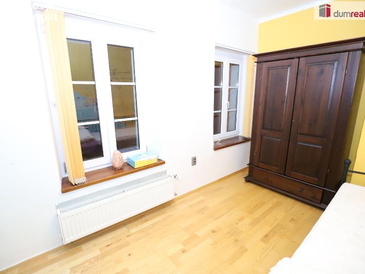 Pronájem bytu 3+1 Cheb, Hradební č. 2