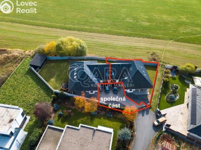 Prodej rodinného domu Jesenice, Papoušková 1344 č. 2