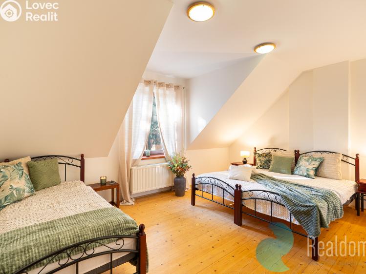 Sale hotel Kestřany č. 10