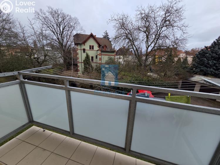 Prodej bytu 3+1 Plzeň, Brožíkova č. 11