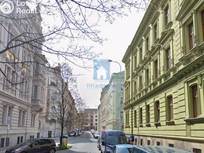 Pronájem bytu 1+KK Plzeň, Kardinála Berana č. 1