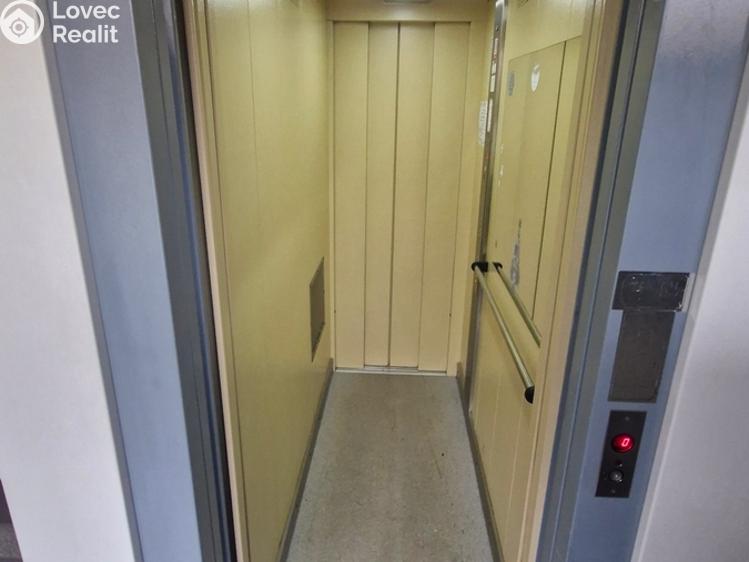 Pronájem bytu 2+1 Ostrava, Ludvíka Podéště 1866/16 č. 12