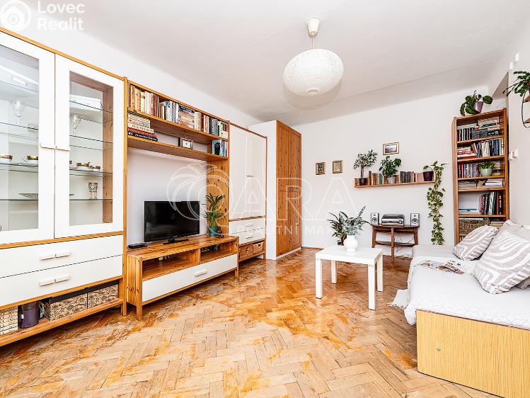 Продажа квартиры 2+1 Praha, náměstí Na Balabence 1431/6 č. 5