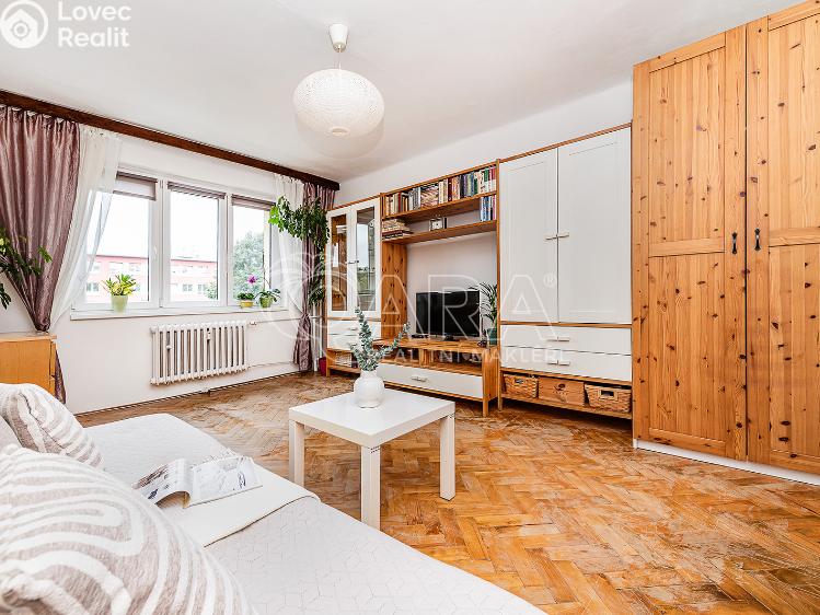 Продажа квартиры 2+1 Praha, náměstí Na Balabence 1431/6 č. 8