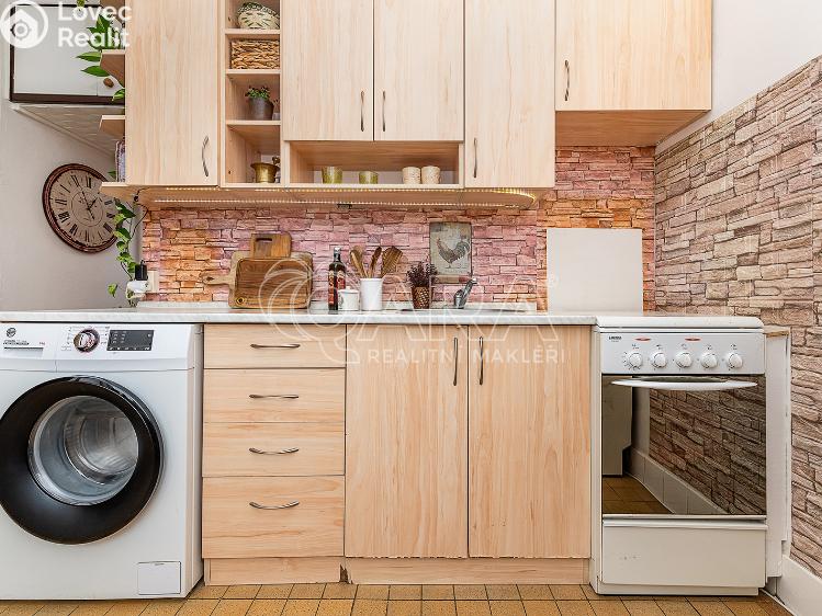 Продажа квартиры 2+1 Praha, náměstí Na Balabence 1431/6 č. 12