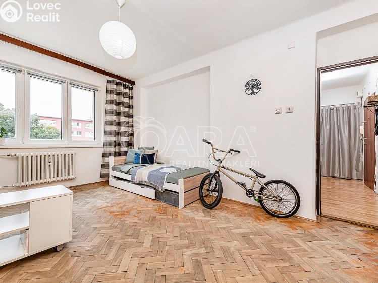Продажа квартиры 2+1 Praha, náměstí Na Balabence 1431/6 č. 19