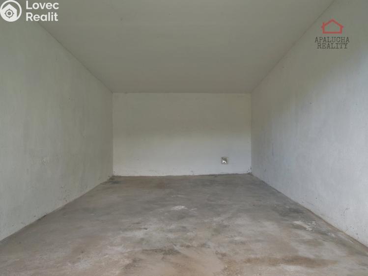 Pronájem garáže Pečky č. 2