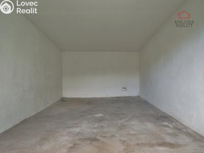 Pronájem garáže Pečky č. 2