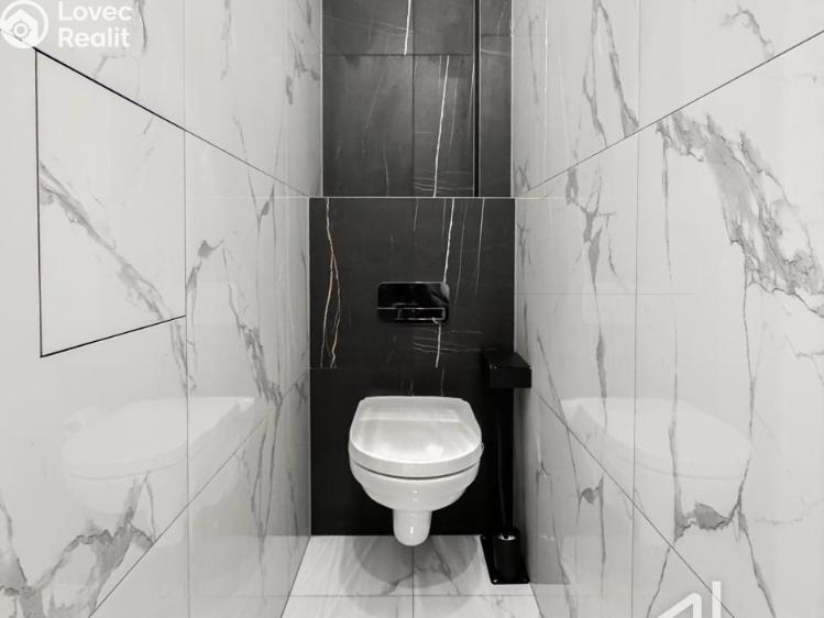 Pronájem bytu 2+KK Praha, Peckova č. 11