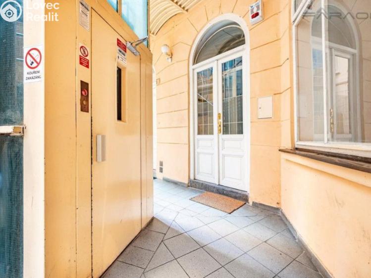 Продаж нестандартної квартири Praha, Smetanovo nábřeží č. 16