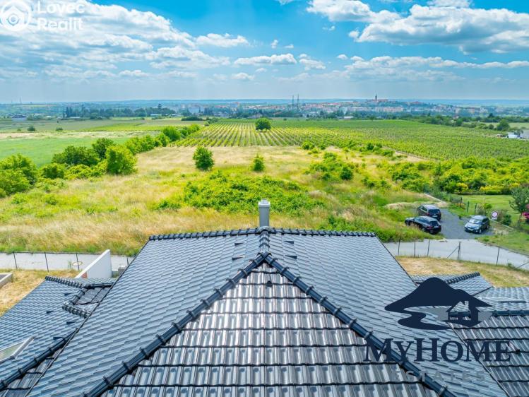 Sale family house Mělník, Chloumek 3312 č. 7