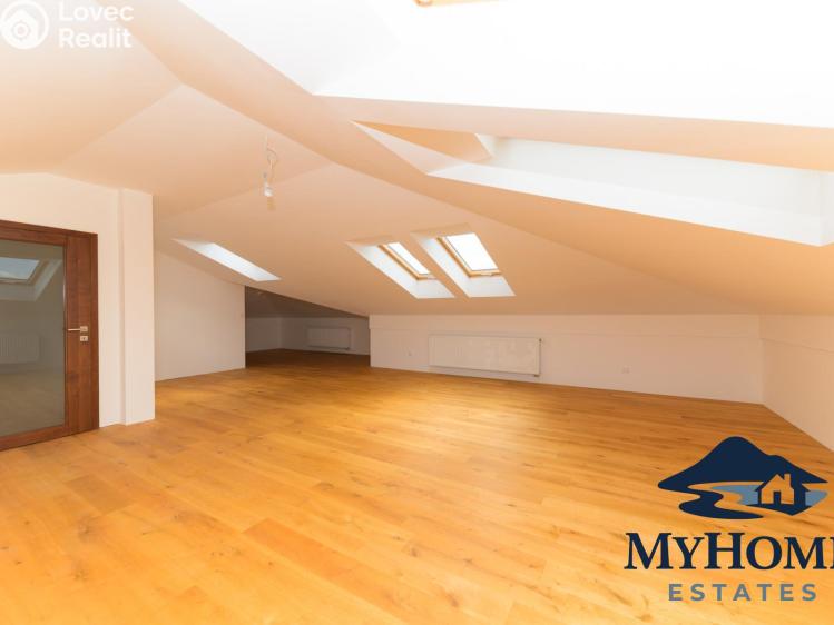 Sale family house Mělník, Chloumek 3312 č. 14