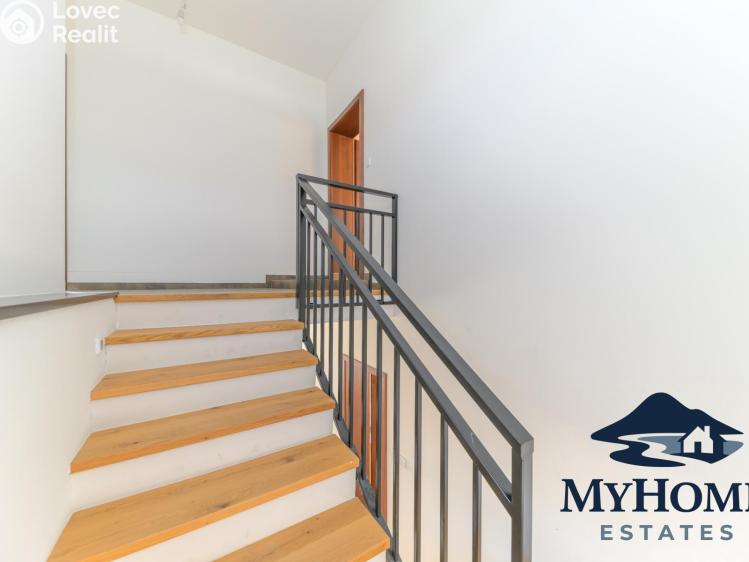 Sale family house Mělník, Chloumek 3312 č. 15