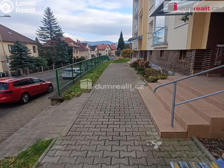 Pronájem bytu 2+1 Děčín, Slezská č. 17