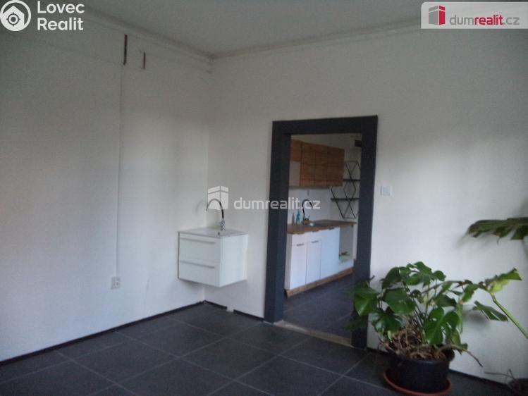 Оренда торгового приміщення Ostrava, Ruská č. 6