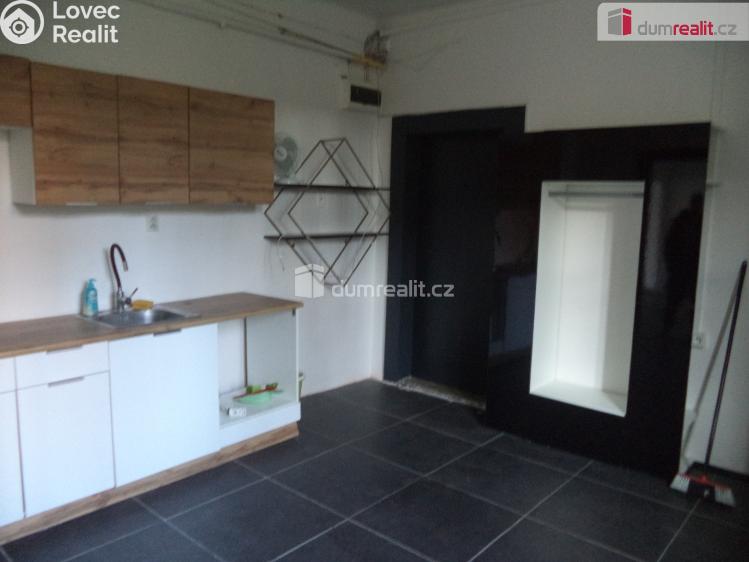 Оренда торгового приміщення Ostrava, Ruská č. 11