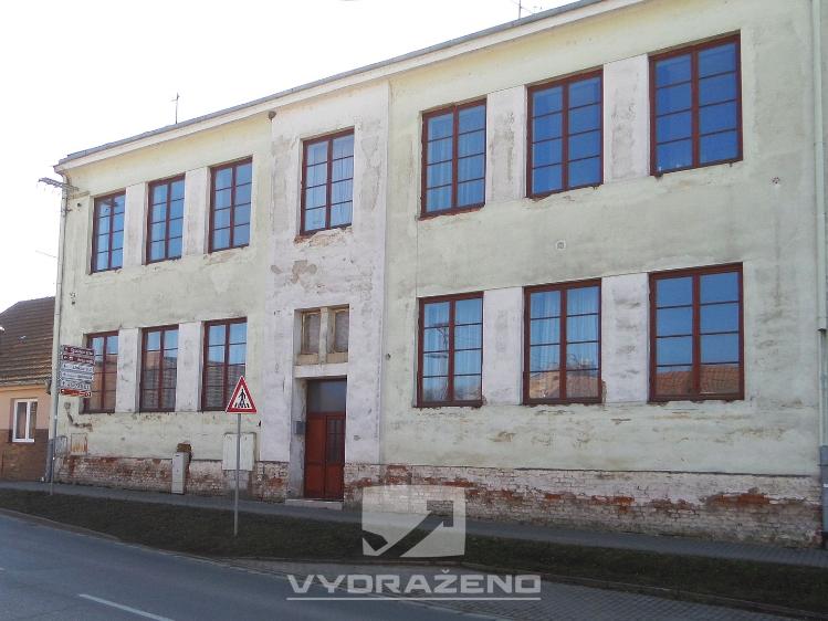 Prodej obchodního prostoru Dolní Kounice, Hlavní č. 3