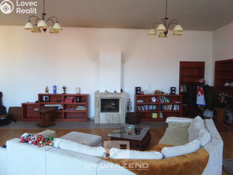 Prodej obchodního prostoru Dolní Kounice, Hlavní č. 10