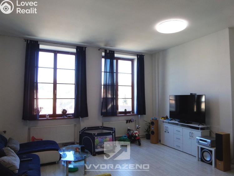 Продаж сімейного будинку Dolní Kounice, Hlavní č. 14