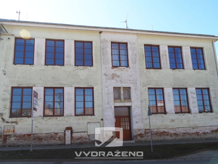 Prodej rodinného domu Dolní Kounice, Hlavní č. 1