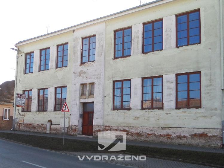 Prodej rodinného domu Dolní Kounice, Hlavní č. 3