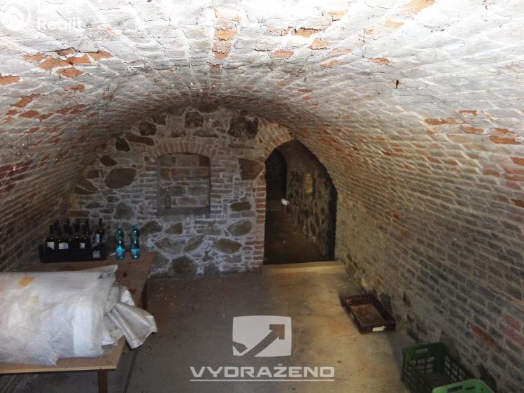 Prodej rodinného domu Dolní Kounice, Hlavní č. 22