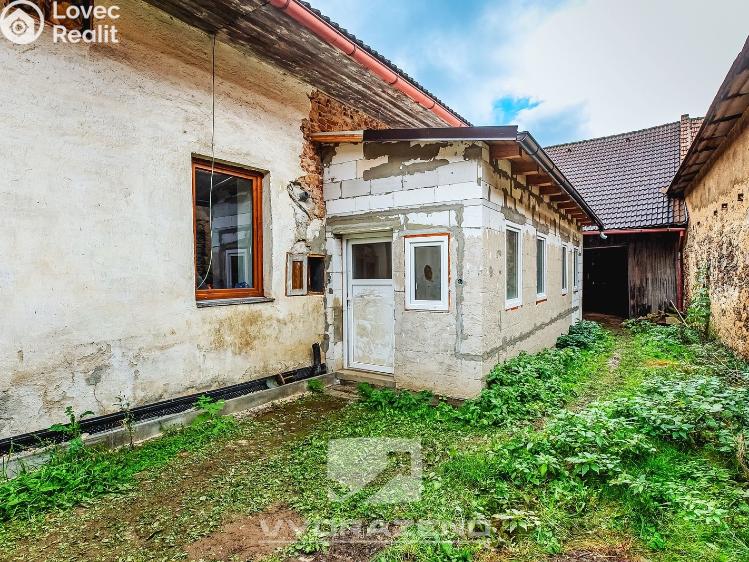 Продаж сімейного будинку Černov č. 26