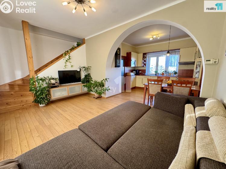 Продажа семейного дома Praha 9, Odlehlá č. 4