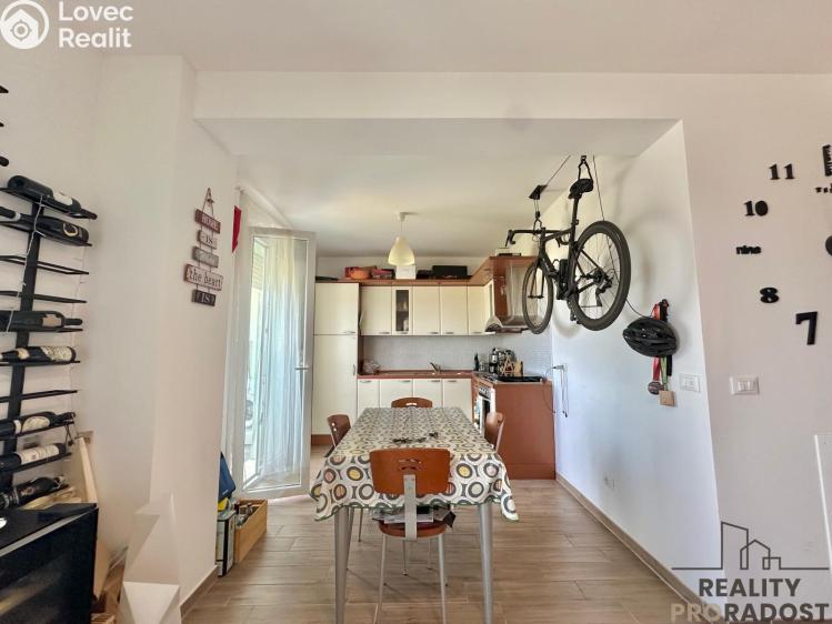 Продаж квартири 4+KK Città Sant'Angelo,Itálie č. 11