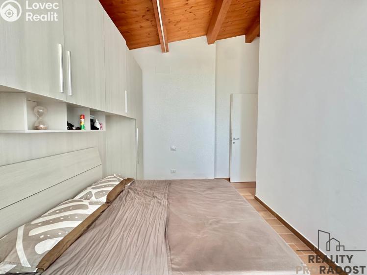 Продаж квартири 4+KK Città Sant'Angelo,Itálie č. 16