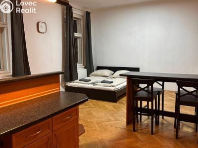 Pronájem bytu 2+KK Praha, Husinecká č. 5