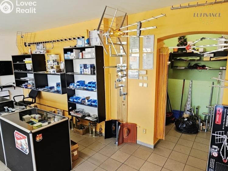 Prodej obchodního prostoru Kralupy nad Vltavou, Přemyslova 375 č. 8