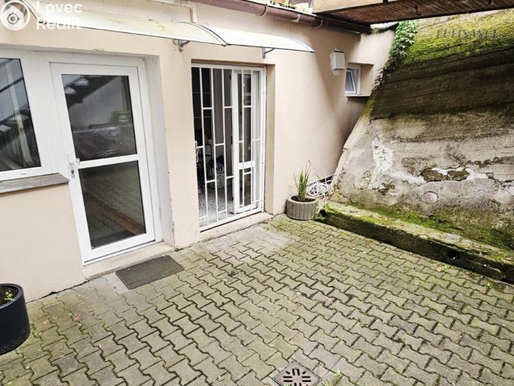 Prodej obchodního prostoru Kralupy nad Vltavou, Přemyslova 375 č. 17