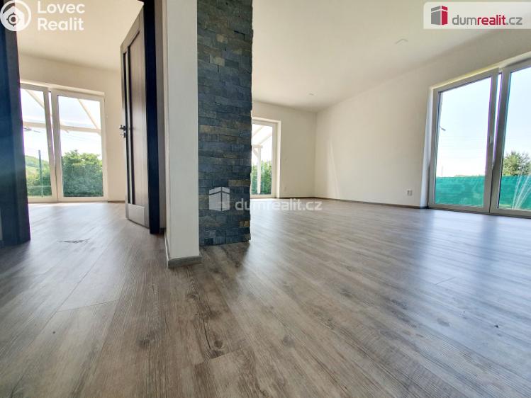 Rent family house Malý Újezd č. 8