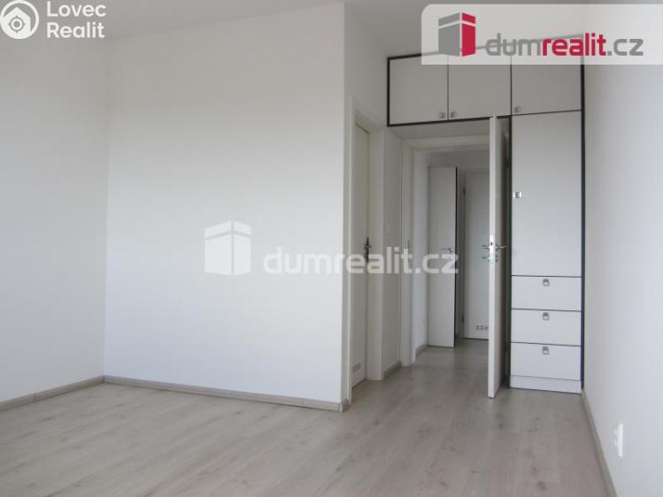 Pronájem bytu 4+KK Praha 11, Jurkovičova č. 7