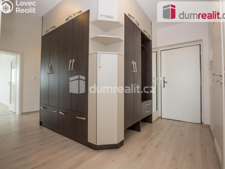 Pronájem bytu 4+KK Praha 11, Jurkovičova č. 10