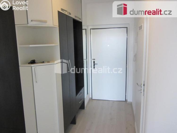 Pronájem bytu 4+KK Praha 11, Jurkovičova č. 24