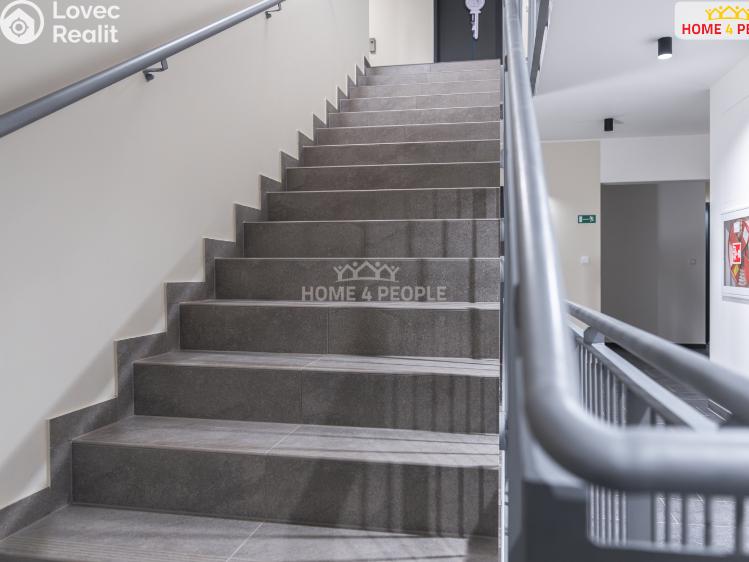 Prodej bytu 2+KK Praha-Dolní Měcholupy, Honzíkova č. 33