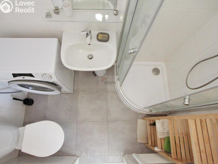 Pronájem bytu 2+KK Praha, Grafická 1096/12 č. 13