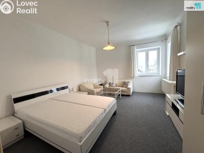 Оренда квартири 1+1 Praha 8, Zlonínská č. 4