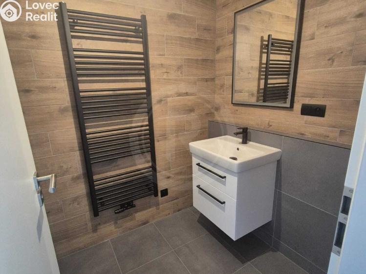 Pronájem bytu 2+KK České Budějovice, Šroubárenská č. 7