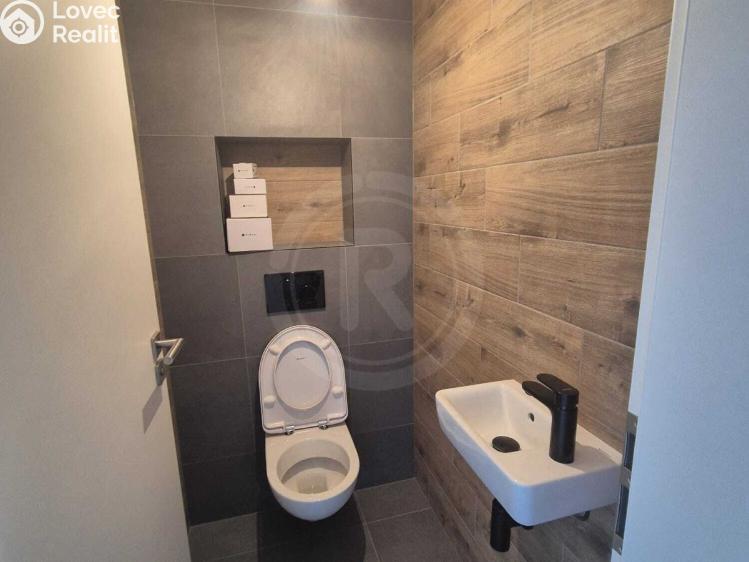 Pronájem bytu 2+KK České Budějovice, Šroubárenská č. 9