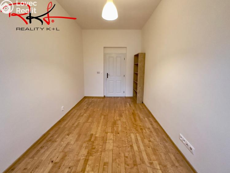 Аренда квартиры 2+1 Praha, Heleny Malířové č. 3